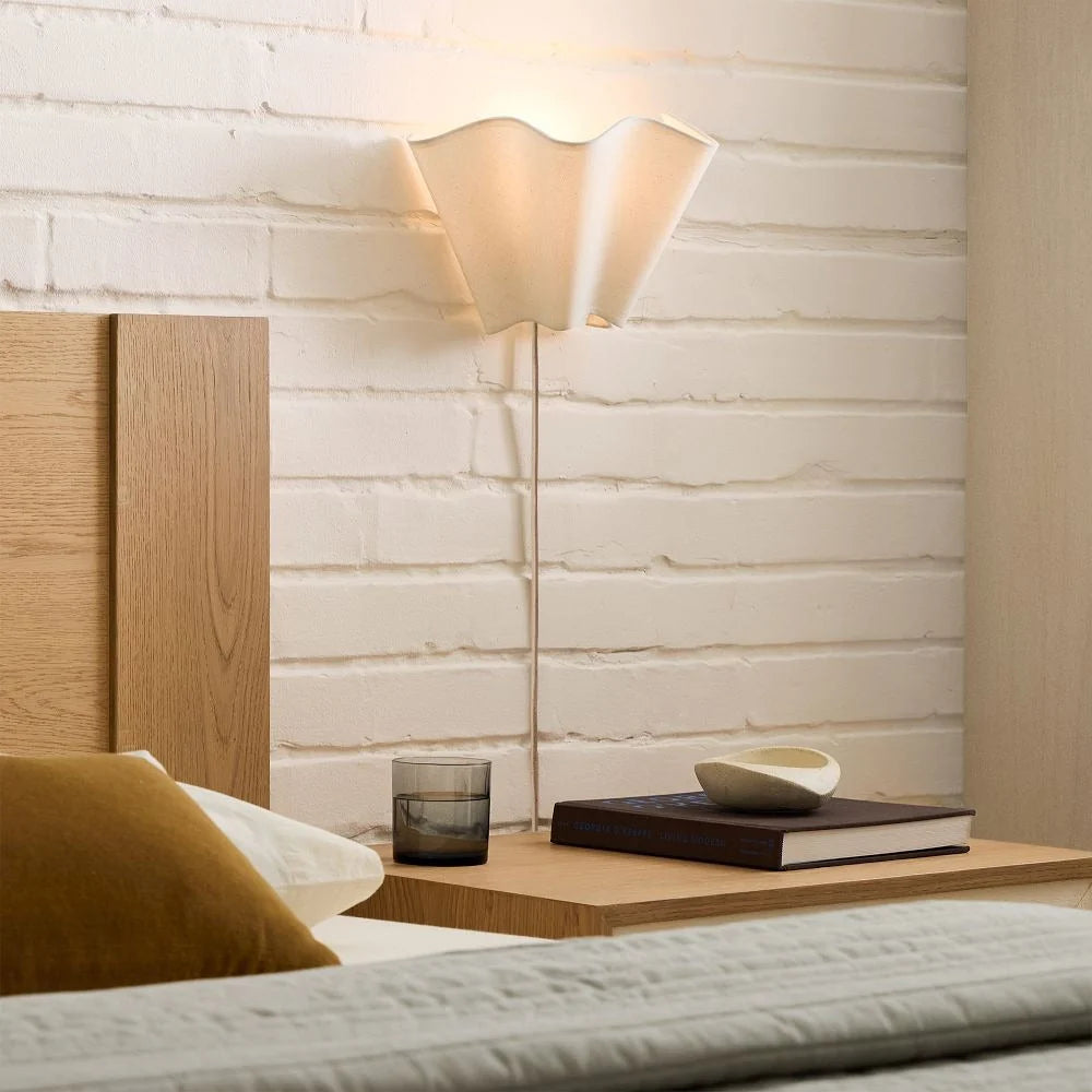 Wall Lamp | Scalloped Linen Shade & Dimmable | E26/E27 Compatible