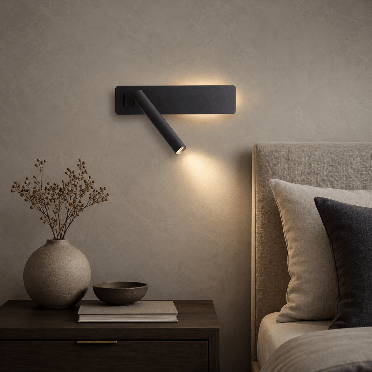 Wall Lamp with Rotating Head