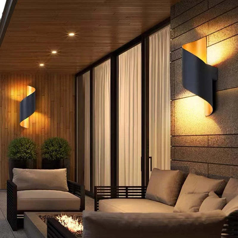 Wall Light | Metal & Acrylic Warm 3000K LED