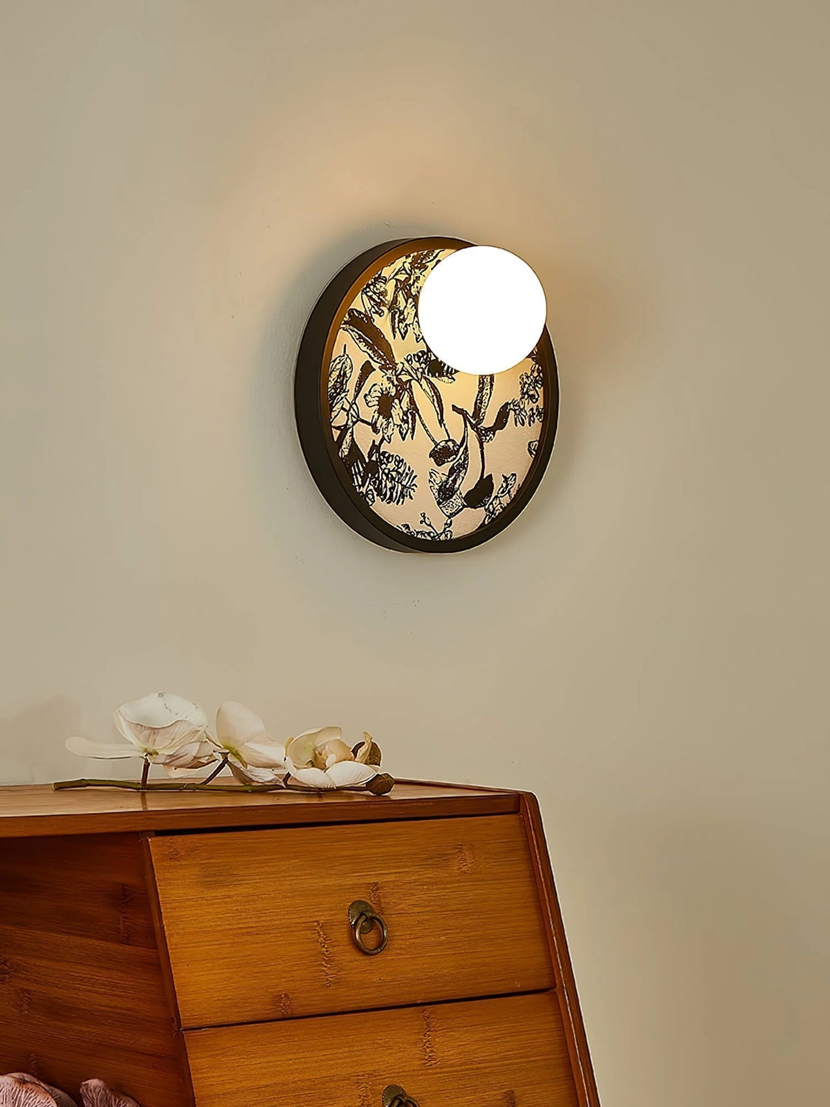 Wall Light | Metal & Fabric Orb | Ø25 cm