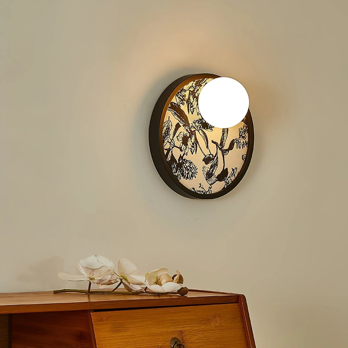 Wall Light | Metal & Fabric Orb | Ø25 cm