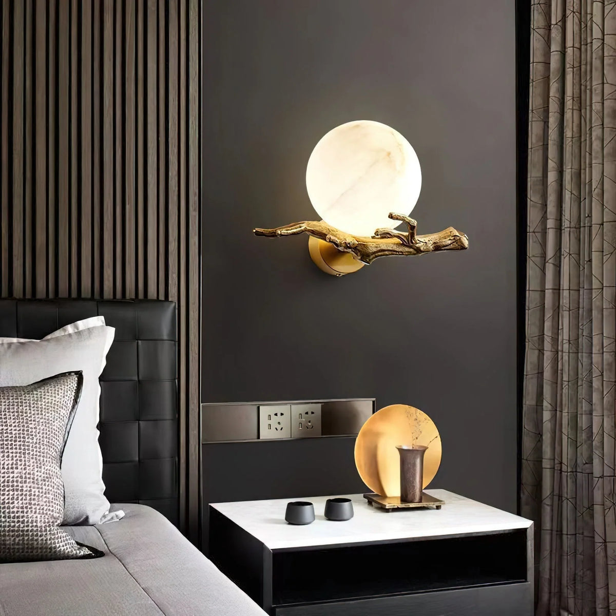 Wall Sconce | Alabaster Shade & Brass Body | Ø 30 cm