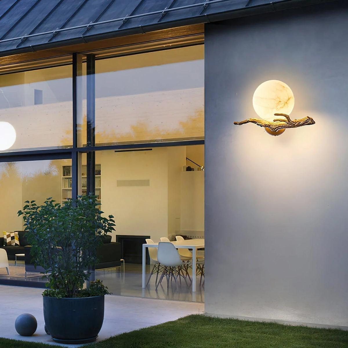 Wall Sconce | Alabaster Shade & Brass Body | Ø 30 cm