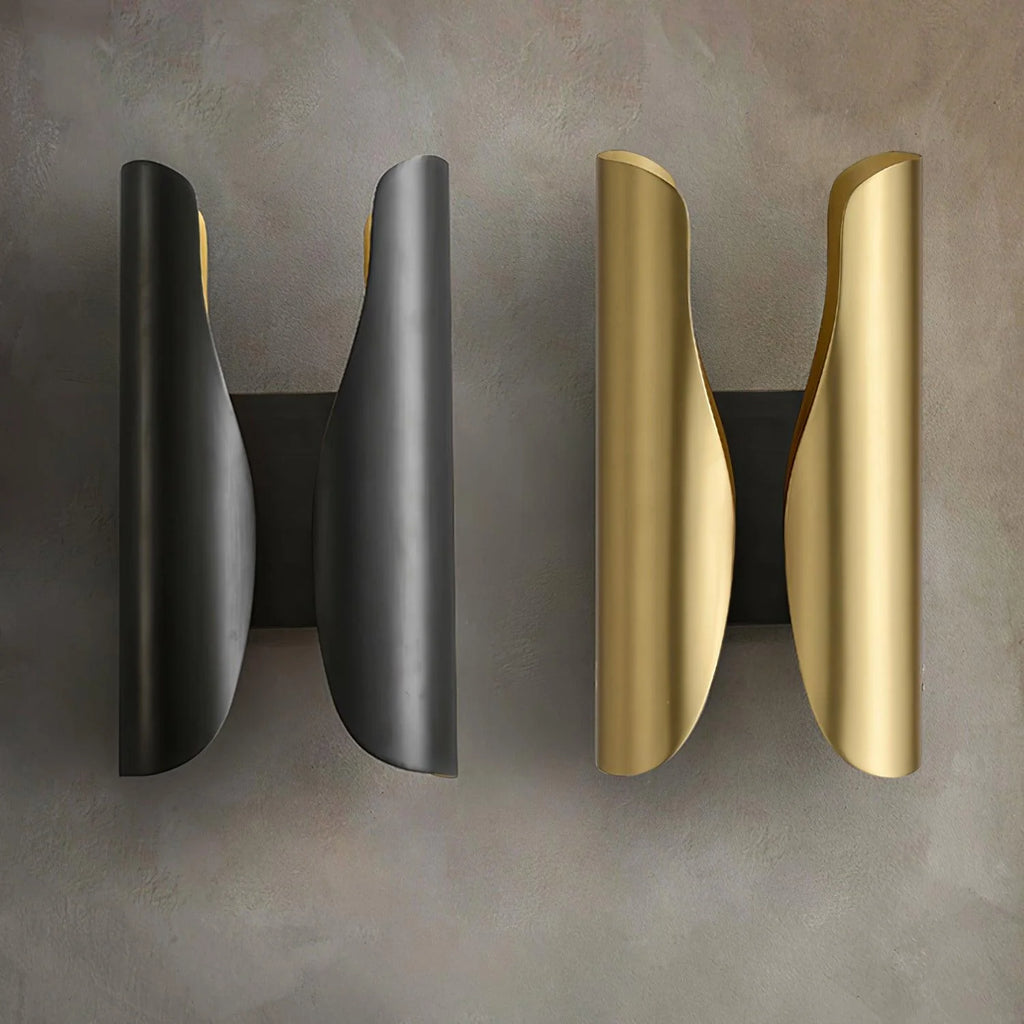 Wall Sconce | Brushed Brass & Aged Black | E27 Bulb Compatible