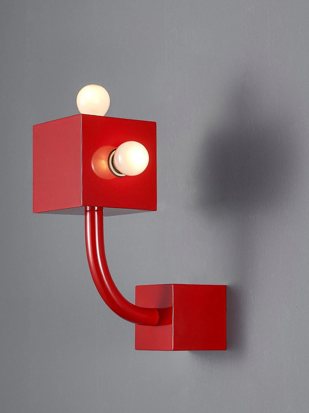 Wall Sconce | Cube Red Metal & E26/E27 Compatible