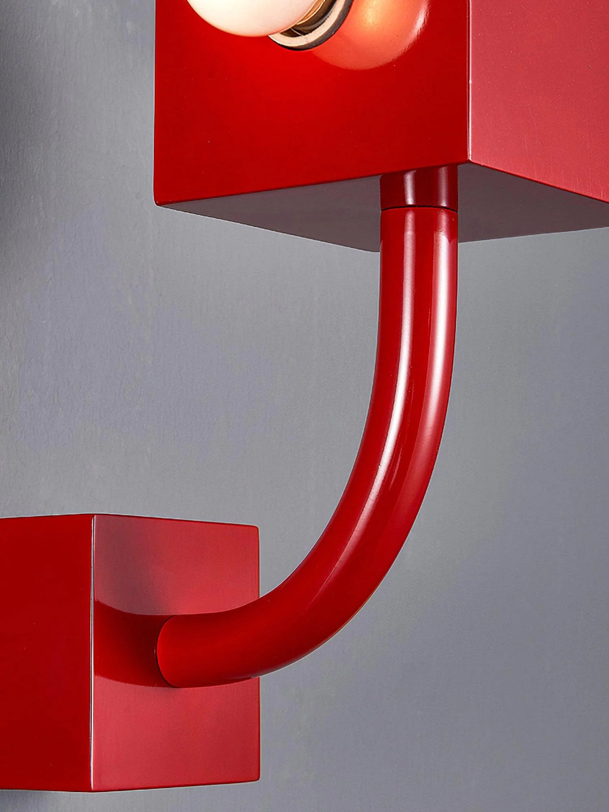 Wall Sconce | Cube Red Metal & E26/E27 Compatible