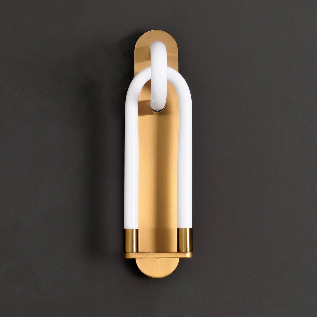 Wall Sconce | Interlocking Fingers Design | Integrated LED Lighting
