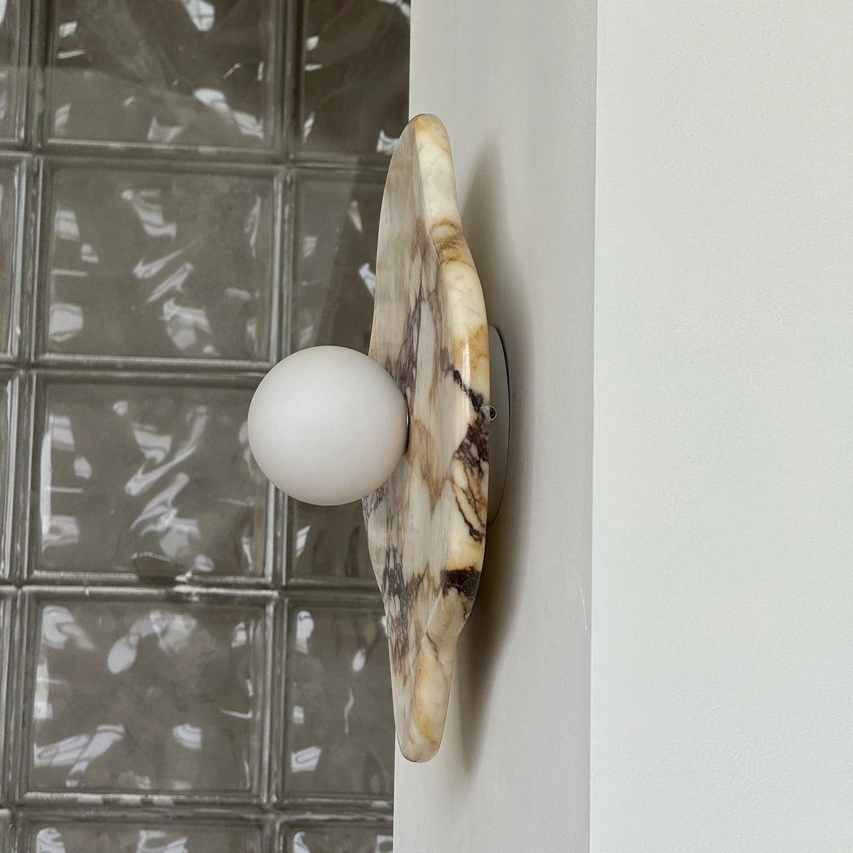 Wall Sconce | Marble & Glass | 28×12×32 cm