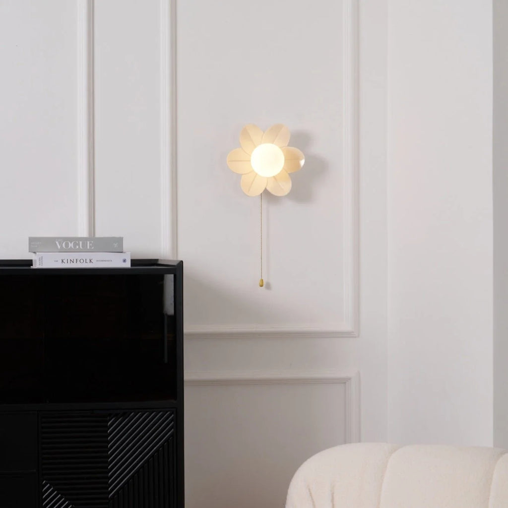 Wall Sconce | Resin Floral Design & Metal Glass Accents | 24 cm Diameter