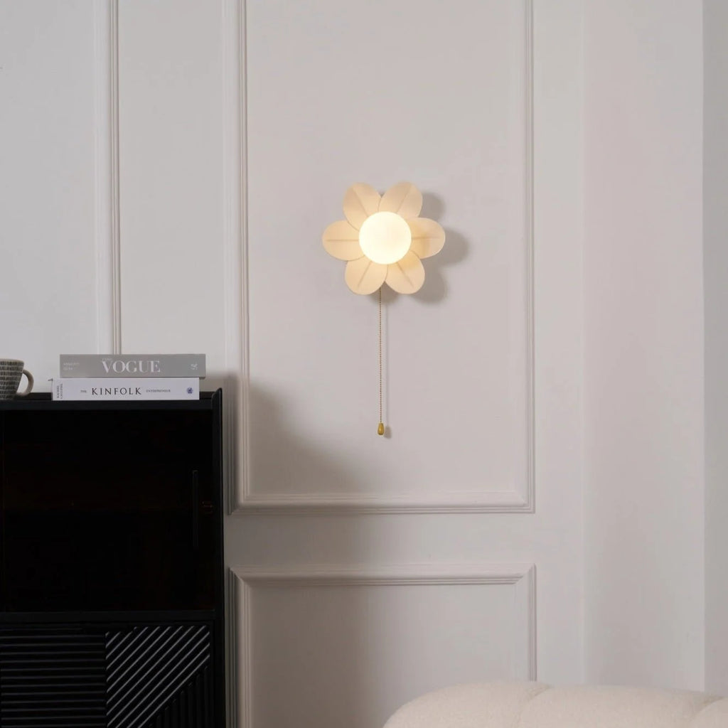 Wall Sconce | Resin Floral Design & Metal Glass Accents | 24 cm Diameter