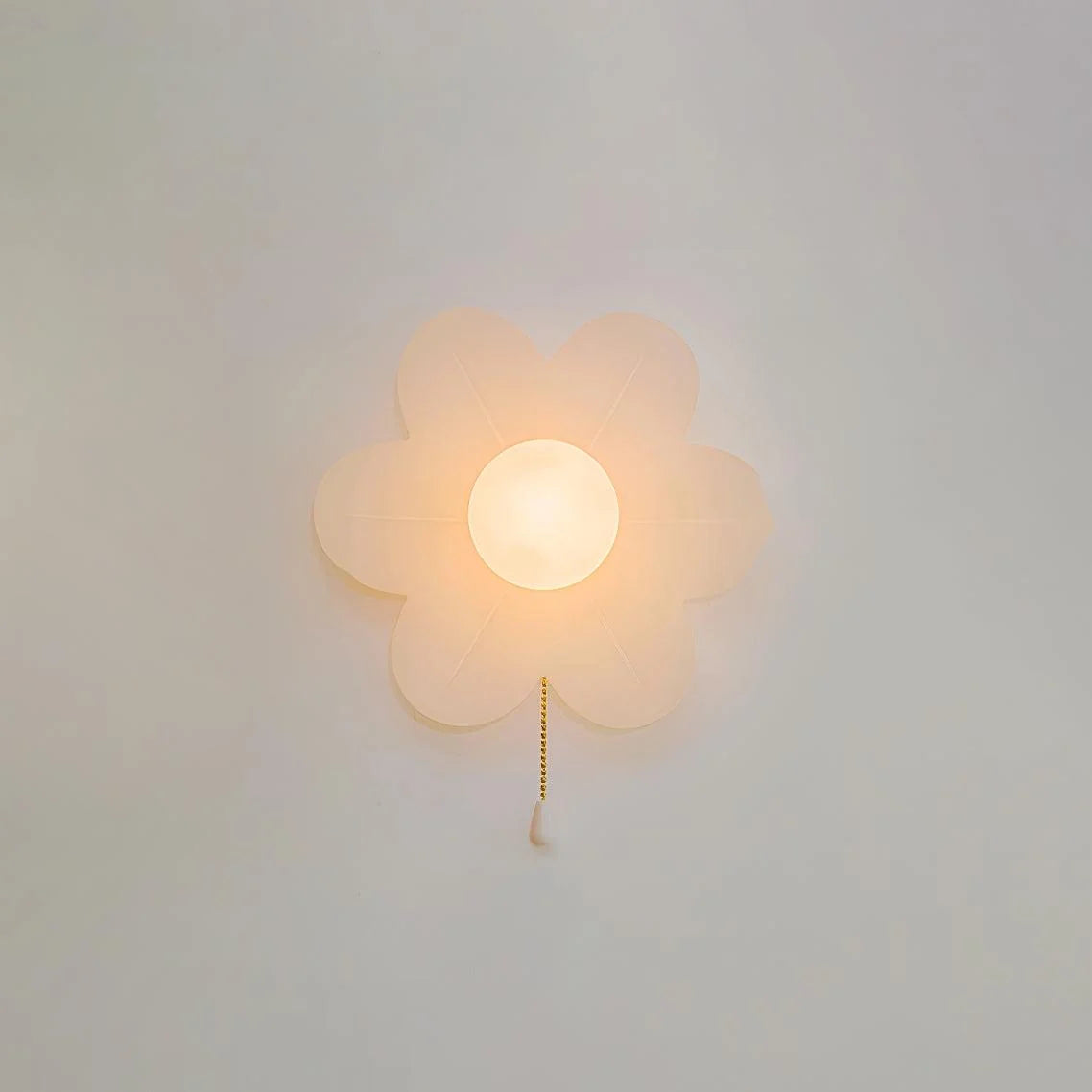Wall Sconce | Resin Floral Design & Metal Glass Accents | 24 cm Diameter