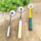 Weed Remover with Pointed Tip
