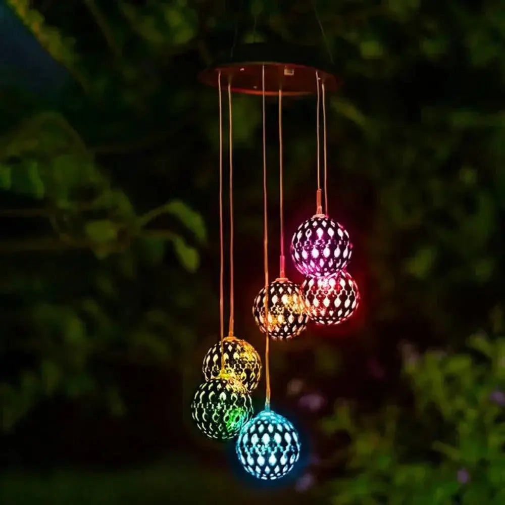 Wind chime | Solar-powered & color-changing LED