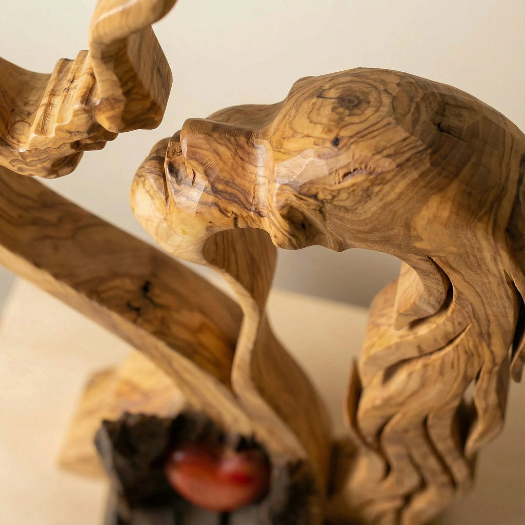 Wood Sculpture | Abstract Couple Design & Natural Finish