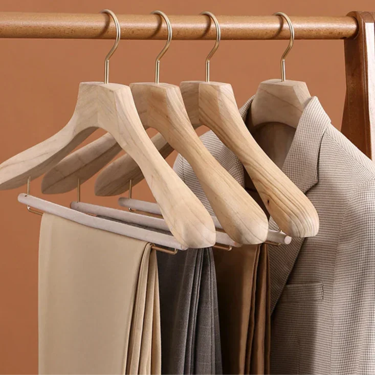 Wooden Hangers | Camphor Wood Wide Shoulders & Non-Slip Rod | Set of 2